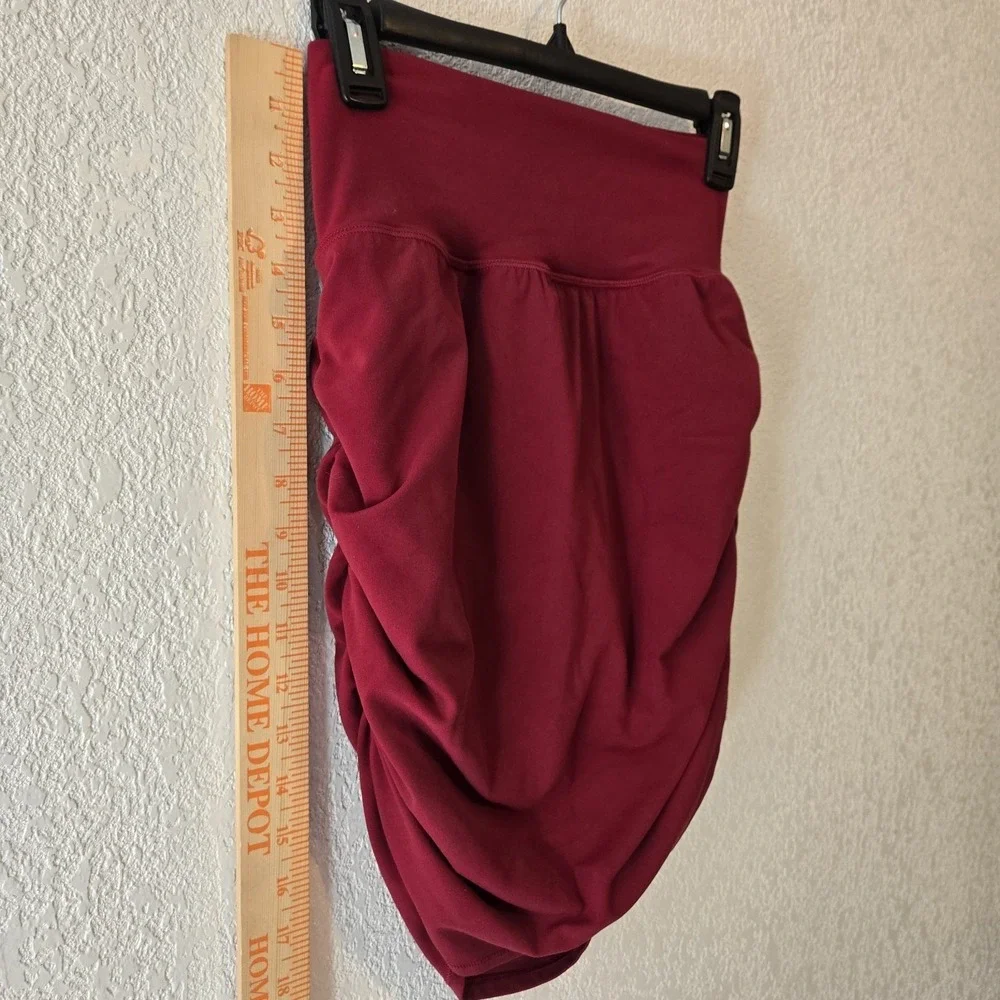 Athleta Red Ruched Skirt Womens Small Athletic Stretch Pull On Activewear - Picture 5 of 10